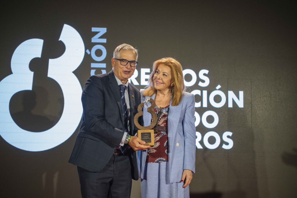 El presidente del RACE, Premio Fundación Eduardo Barreiros