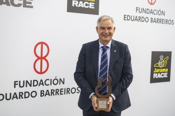 El presidente del RACE, Premio Fundación Eduardo Barreiros 2