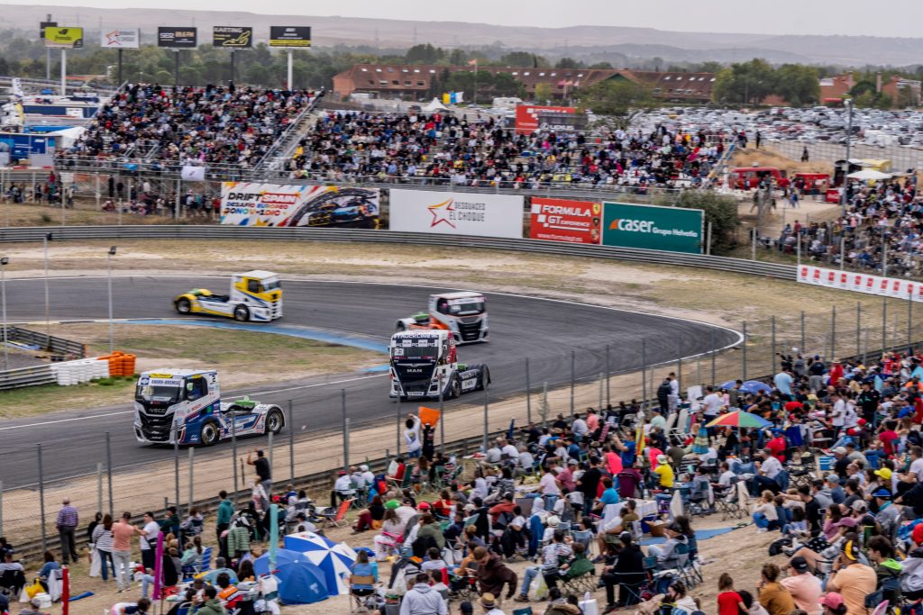 Los camiones enamoran en el Jarama 1