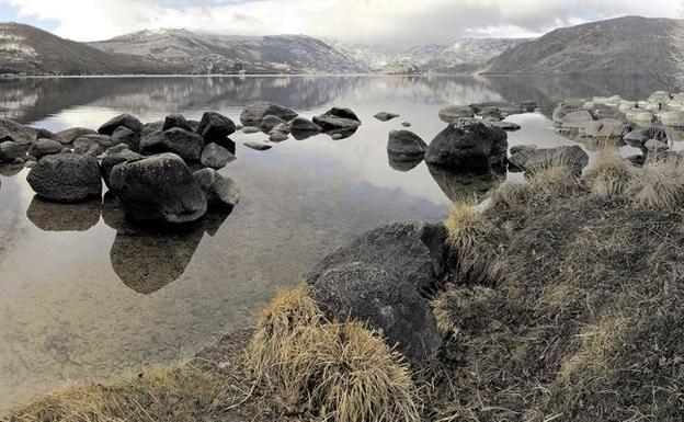 Lagos de postal para disfrutar todo el año 1